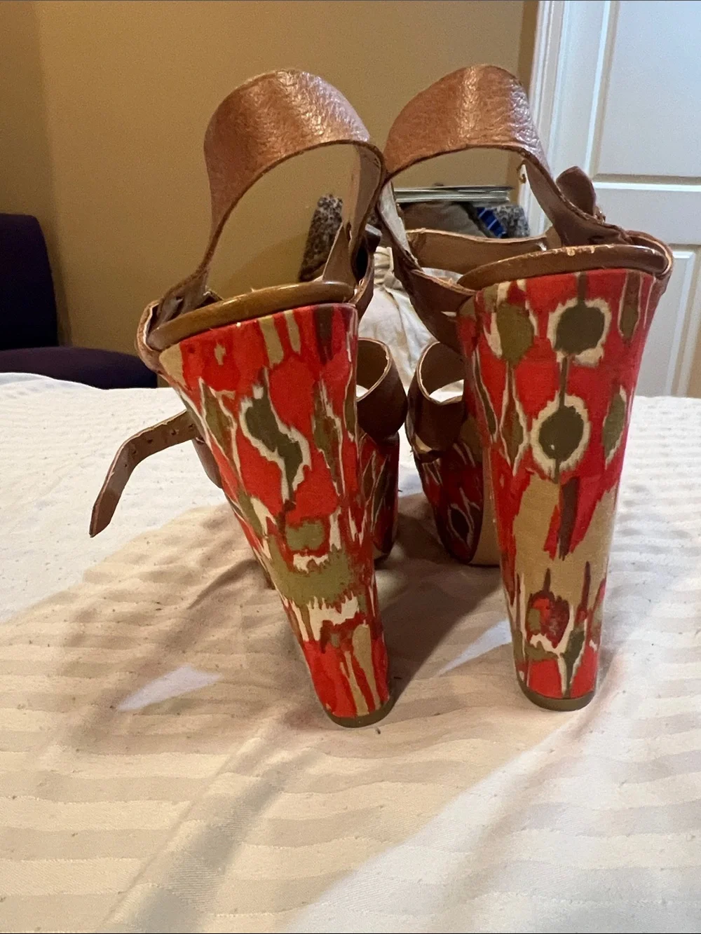 Steve Madden Brown Cross-Strap Wedge Sandals